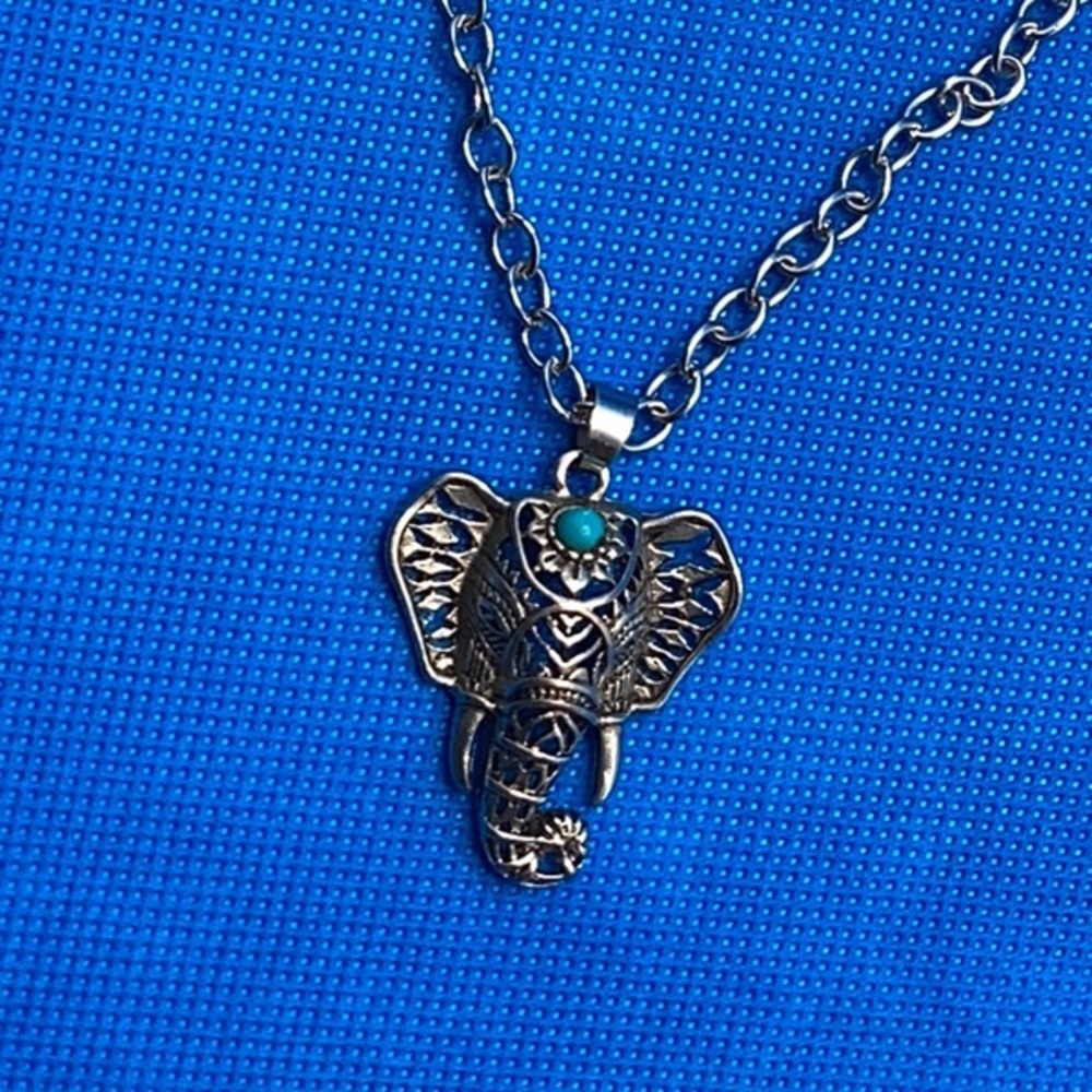 Bundle 🍋Elephant Pendant Necklace with Blue Accents